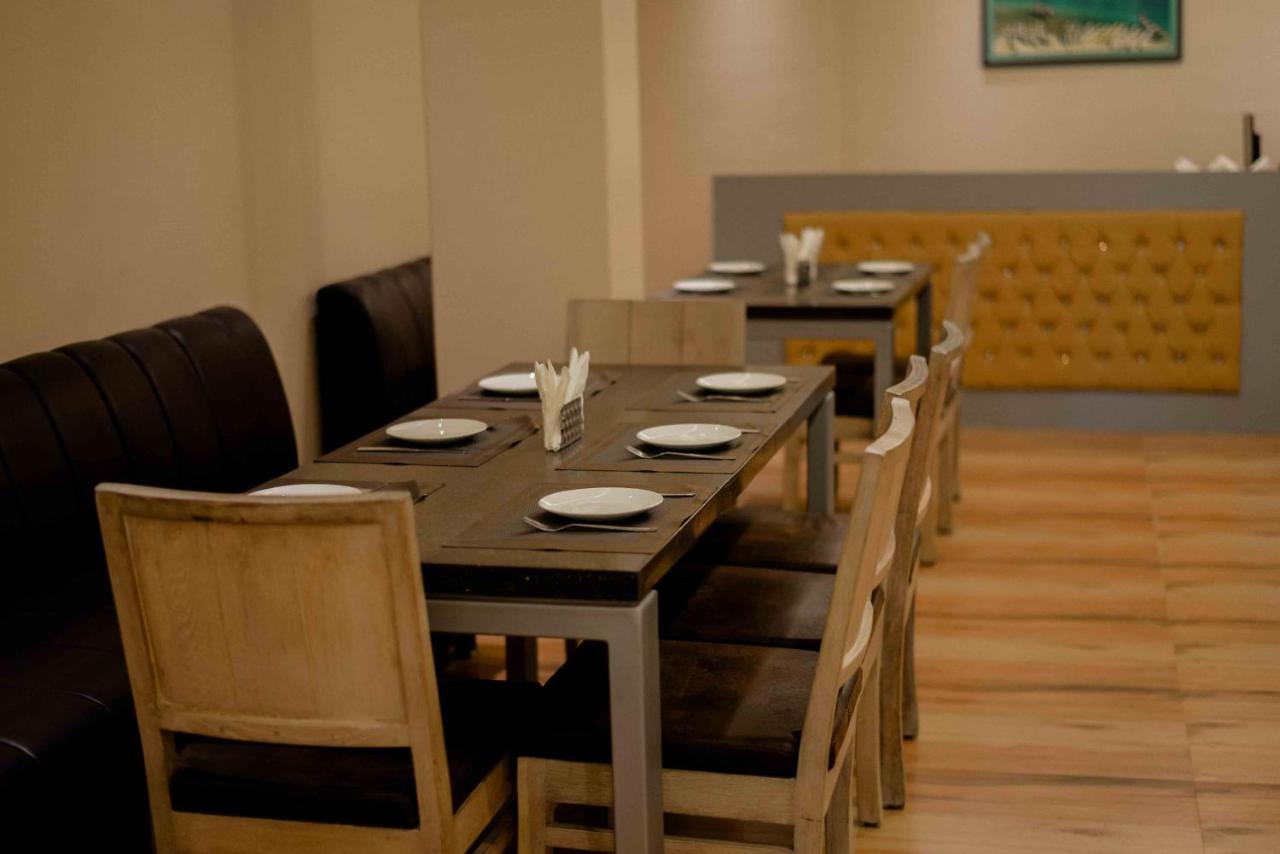 Hotel Grand Lotus Dimāpur Kültér fotó